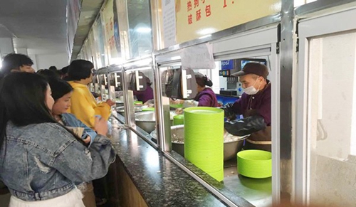 江陽城建職業(yè)學(xué)院食堂環(huán)境
