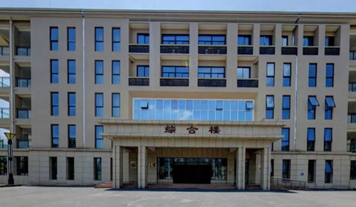 瀘州職業(yè)技術(shù)學(xué)院綜合樓