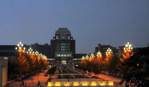 四川文化產業(yè)職業(yè)學院校園夜景