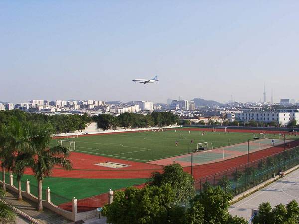 重慶沙坪壩區(qū)高鐵學(xué)校2022年該怎么選呢？