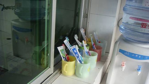 貴州城市職業(yè)學(xué)院洗漱臺