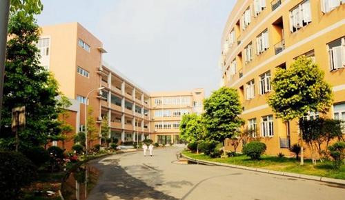 成都七中實(shí)驗(yàn)學(xué)校小學(xué)部教學(xué)區(qū)