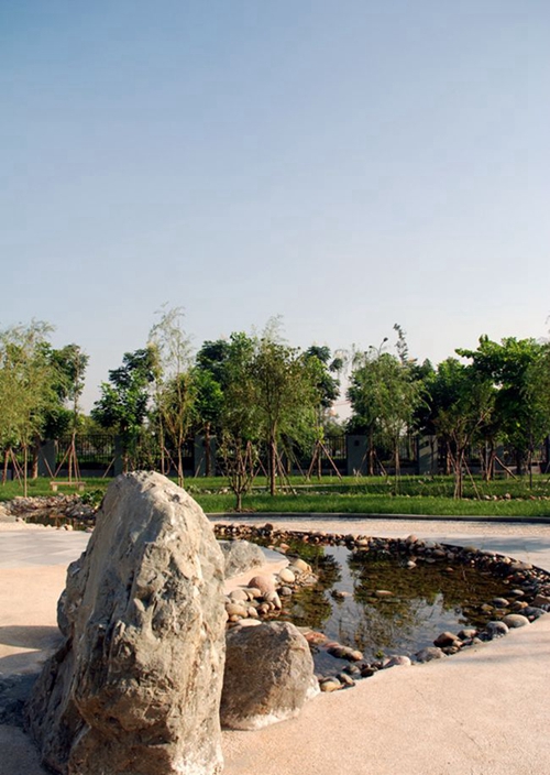 成都樹(shù)德中學(xué)光華校區(qū)校園水渠