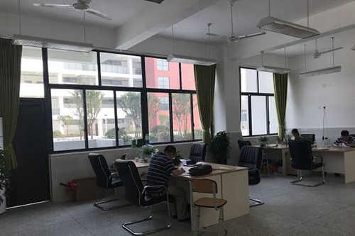 北二外成都附中教師辦公室