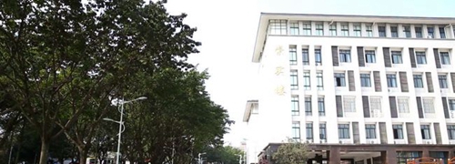 綿陽實(shí)驗(yàn)高級中學(xué)崇實(shí)樓