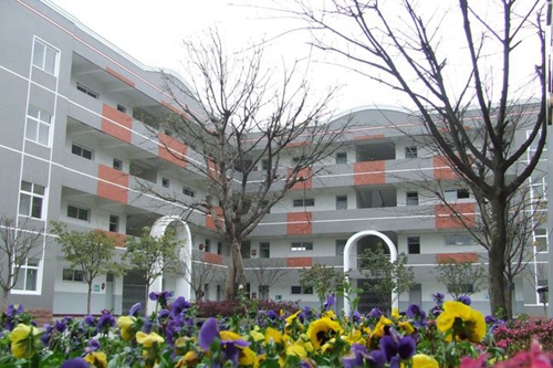 四川師范大學(xué)附屬第一實驗中學(xué)教學(xué)樓2（錦江校區(qū)）