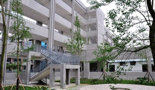 德陽市第五中學(xué)校園風(fēng)光3