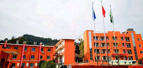 廣元市黃岡學(xué)校校園大門(mén)