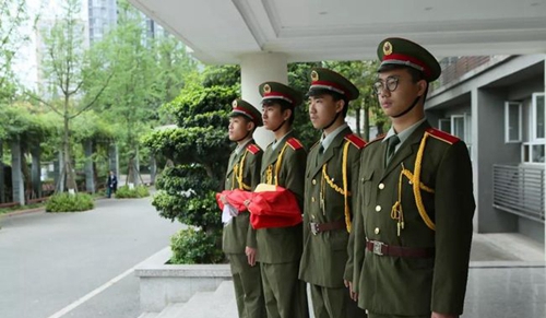 成都七中八一學(xué)校國(guó)旗班