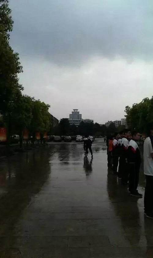 四川省成都市龍泉第二中學(xué)校園活動(dòng)