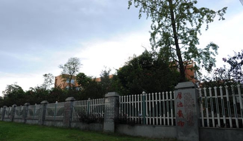 四川省溫江中學(xué)校園一角