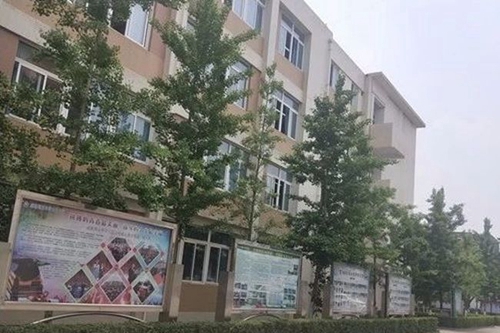 大邑縣實驗中學(xué)校園展板