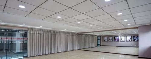 四川天籟藝術(shù)學校舞蹈教室