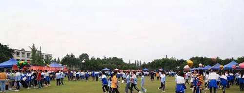 新津縣華潤(rùn)高級(jí)中學(xué)校園活動(dòng)