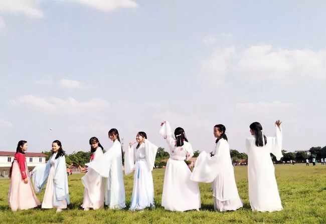 成都高新三岔中學(xué)漢服活動