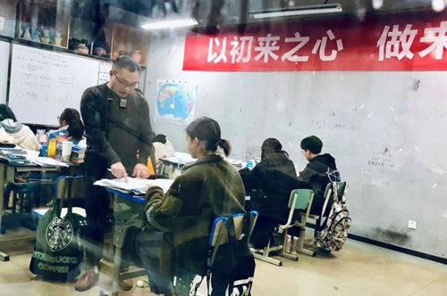 四川晨夕畫室課堂1