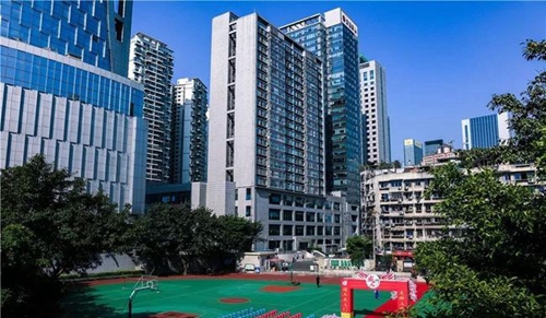 四川省成都市第十七中學校園環(huán)境