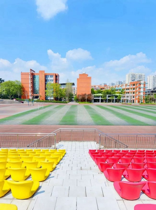 四川師范大學(xué)附屬中學(xué)運動場看臺