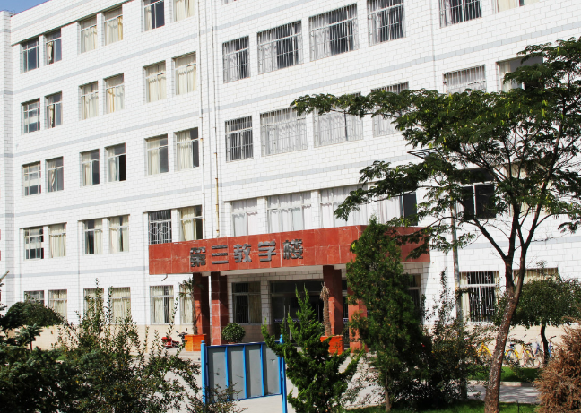 校園環(huán)境 (13)