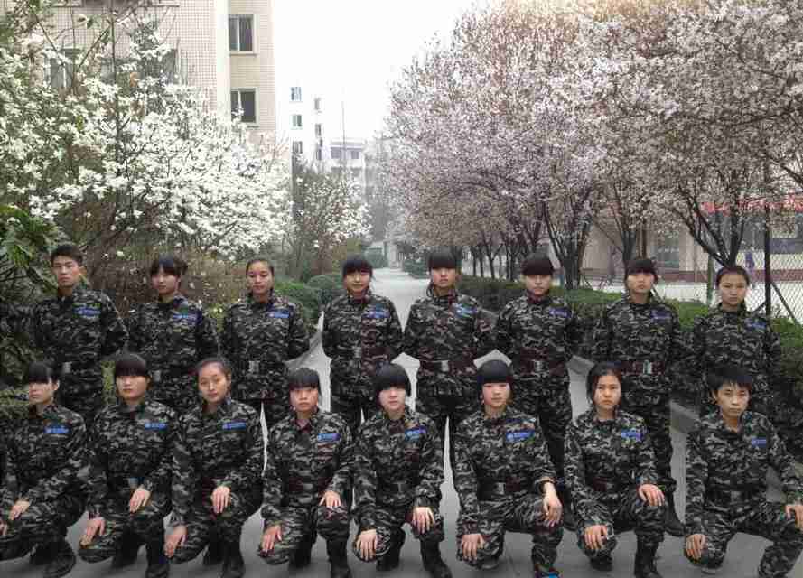 學生軍訓
