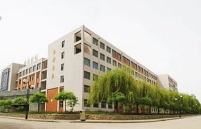 云南科技信息職業(yè)學(xué)院2023年招生專業(yè)?學(xué)費(fèi)標(biāo)準(zhǔn)