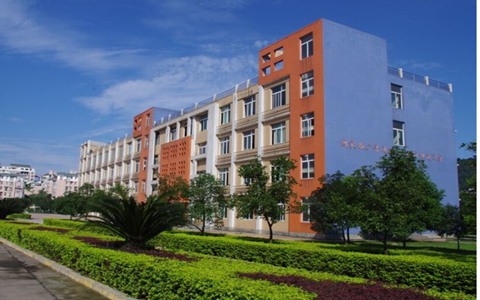 四川華新現(xiàn)代職業(yè)學(xué)院有幾個(gè)校區(qū)