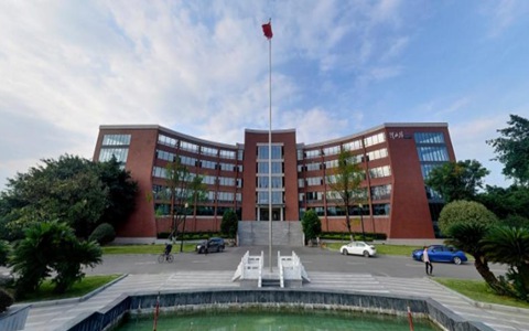 成都指南針職業(yè)技術(shù)學(xué)校地址在哪里?