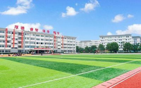 四川省通江縣職業(yè)高級中學(xué)專業(yè)學(xué)費(fèi)要多少錢