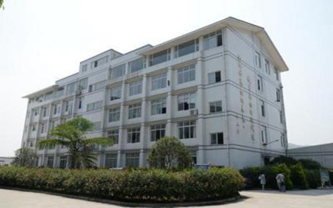 黑龍江信息技術(shù)職業(yè)學(xué)院五年制大專有高鐵乘務(wù)專業(yè)嗎