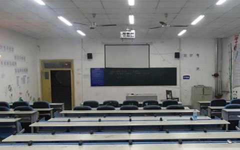 甘孜州重點業(yè)余體校專業(yè)學(xué)費要多少錢