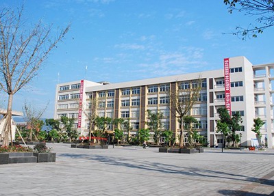 簡陽市石橋中學(xué)有什么優(yōu)勢