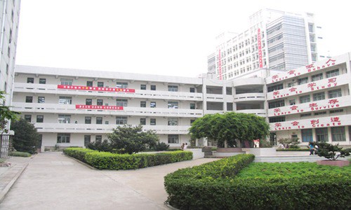 北京衛(wèi)生職業(yè)學(xué)院學(xué)費(fèi)-怎么樣