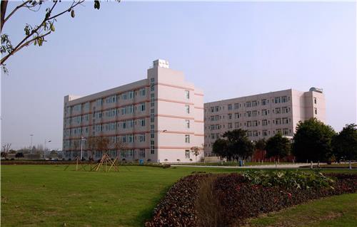 陜西省商貿(mào)技工學校2023年招生電話怎么樣