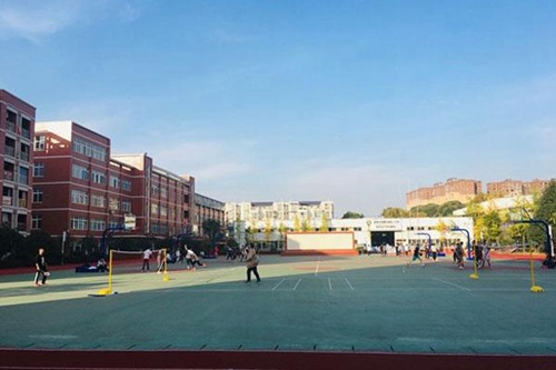 石家莊軍興信息工程中等學(xué)校航空空乘航空維修專業(yè)