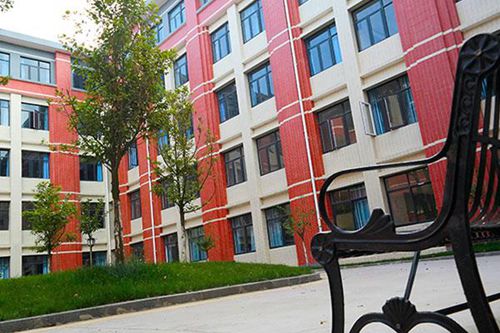 衡水兆華科技汽車中專學校招生專業(yè)說明